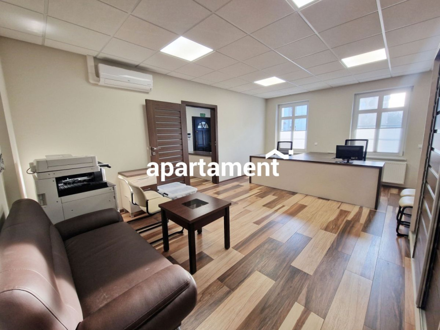 Wyjątkowe mieszkanie lub lokal użytkowy. Centrum.