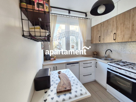 Super oferta ! 3 pokoje Powst W-wy Niski blok