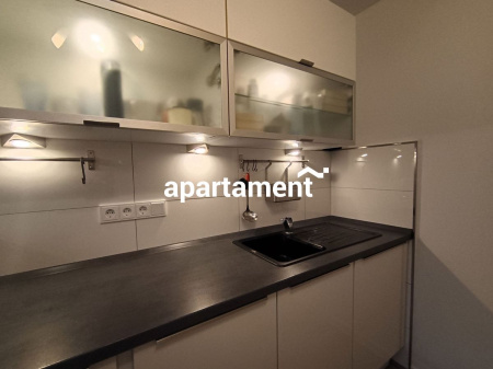 2 pokoje, osobna kuchnia z oknem, ul. Osadnicza